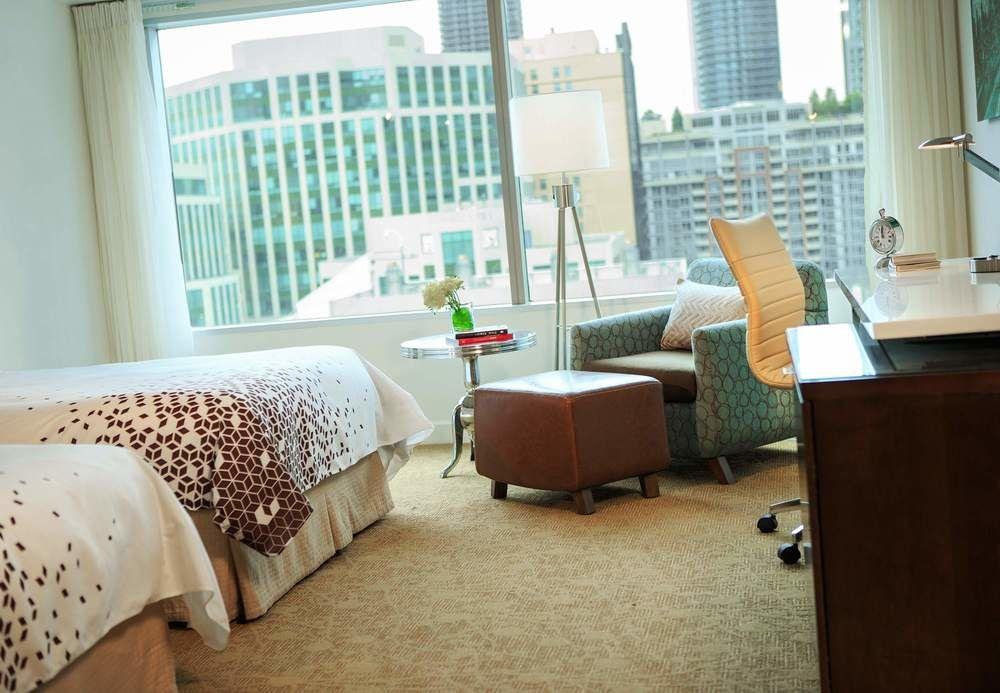 Toronto Marriott City Centre Hotel Dış mekan fotoğraf