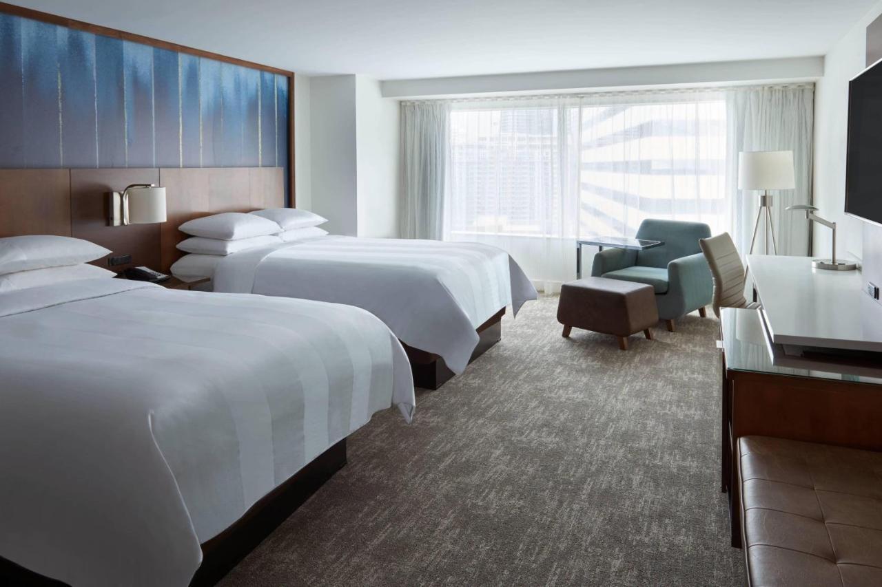 Toronto Marriott City Centre Hotel Dış mekan fotoğraf