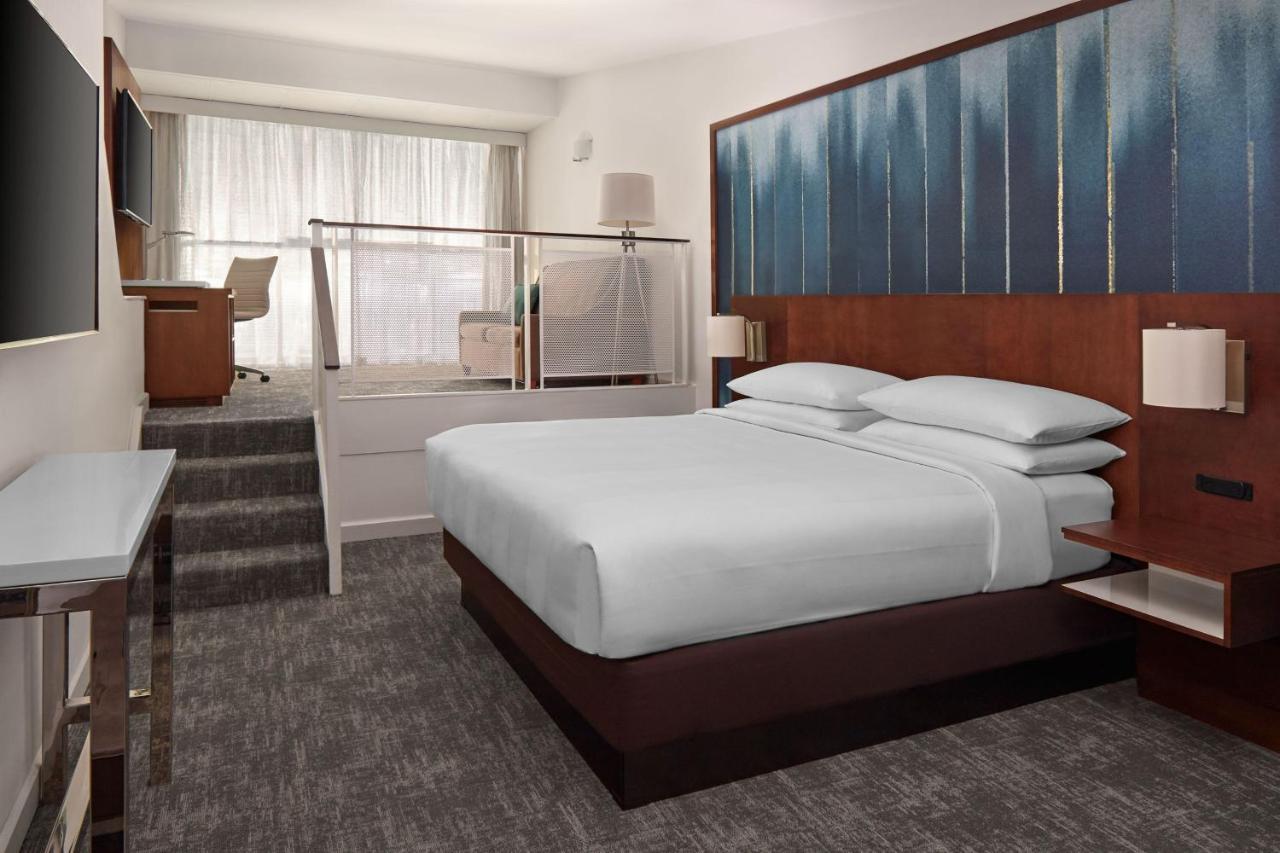 Toronto Marriott City Centre Hotel Dış mekan fotoğraf