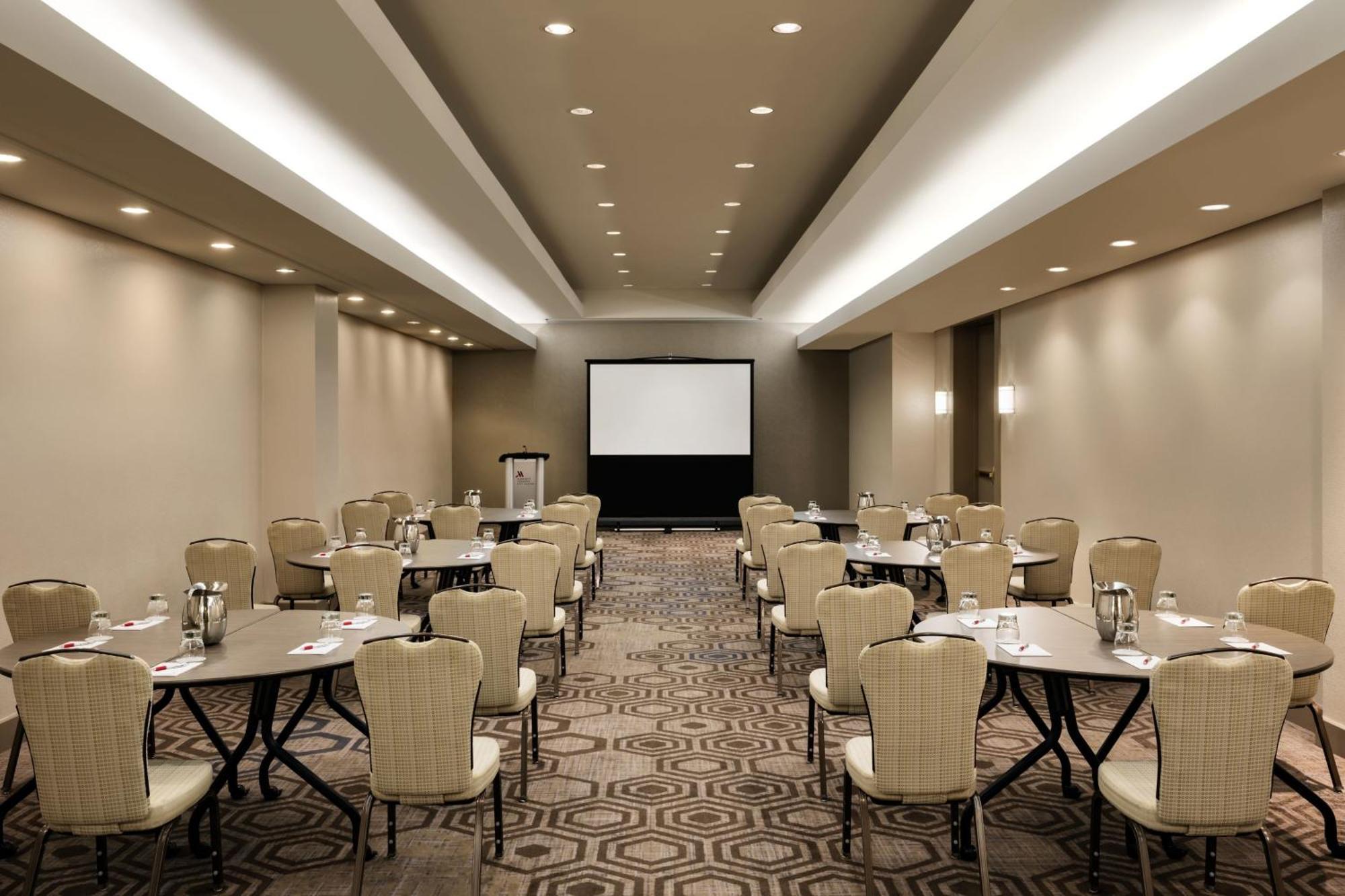 Toronto Marriott City Centre Hotel Dış mekan fotoğraf