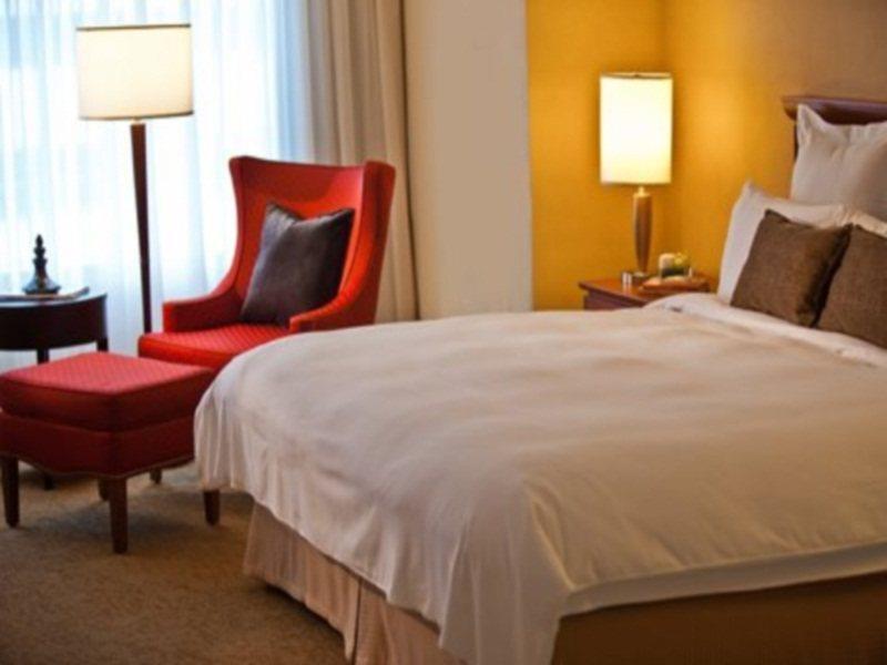 Toronto Marriott City Centre Hotel Oda fotoğraf