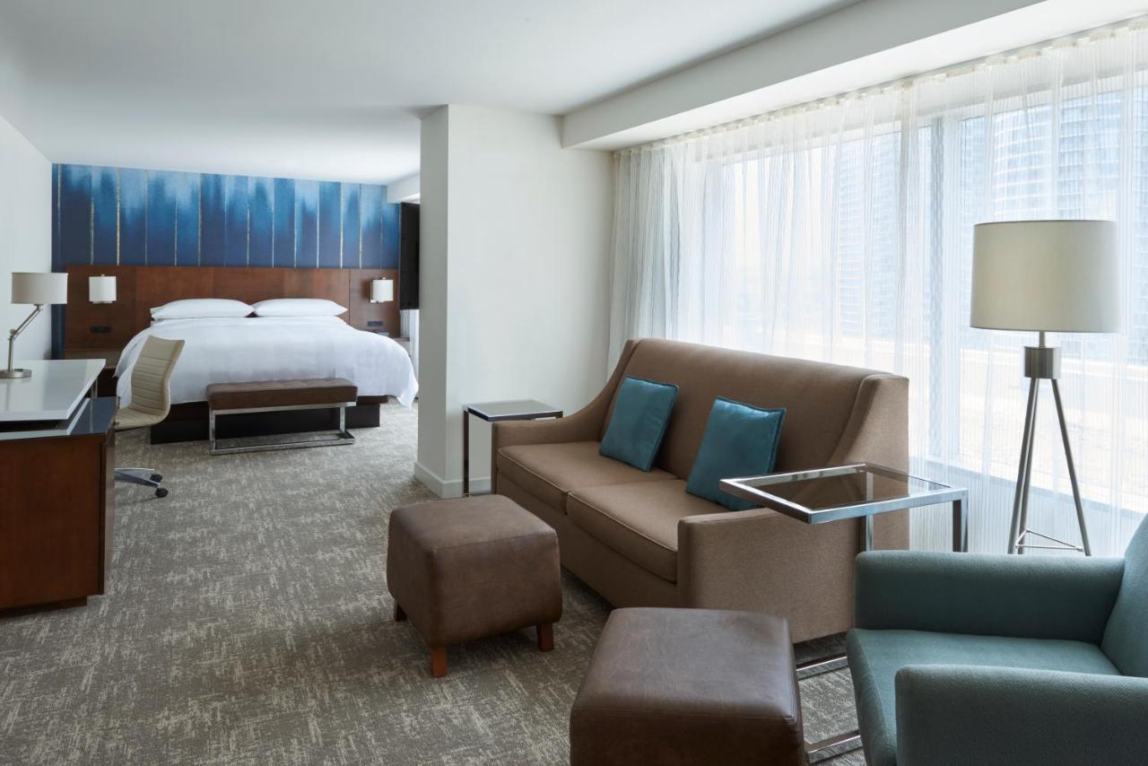 Toronto Marriott City Centre Hotel Dış mekan fotoğraf
